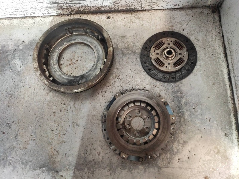 Recambio de kit embrague para volkswagen golf ii (191/193) básico / c referencia OEM IAM   