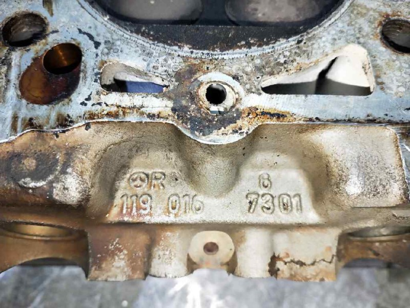 Recambio de culata para mercedes clase s (w140) berlina 5.0 v8 32v cat referencia OEM IAM 119970 R1190167301 R1190160706 DERECHA