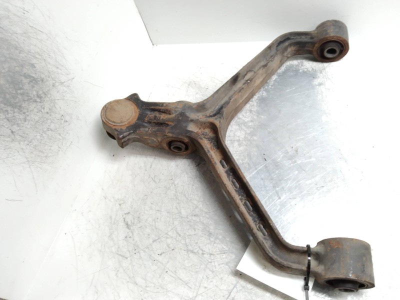 Recambio de brazo suspension inferior delantero izquierdo para kia pregio ii (tb) (2004 =>) basis referencia OEM IAM   