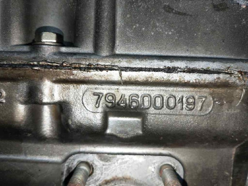 Recambio de culata para renault 25 (b29) 2.9 referencia OEM IAM Z7W700 7946000197 IZQUIERDA