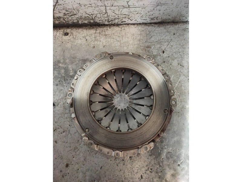 Recambio de kit embrague para fiat fiorino básico referencia OEM IAM   