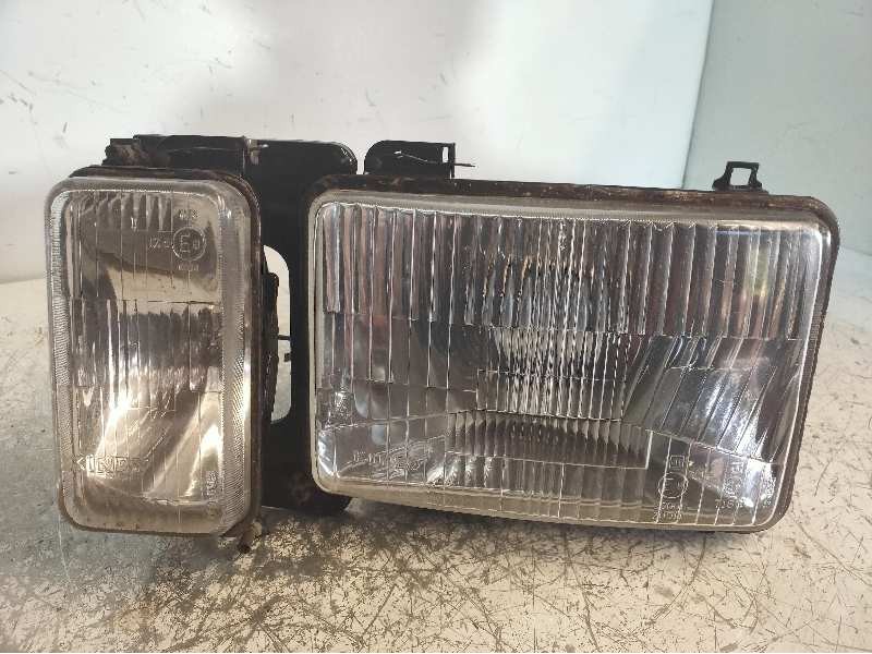 Recambio de faro izquierdo para renault 12 referencia OEM IAM 67615079 02942OT0 