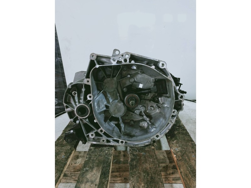 Recambio de caja cambios para peugeot 2008 (--.2013) allure referencia OEM IAM 20EA50 2519990 6V