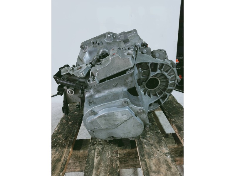 Recambio de caja cambios para peugeot 2008 (--.2013) allure referencia OEM IAM 20EA50 2519990 6V
