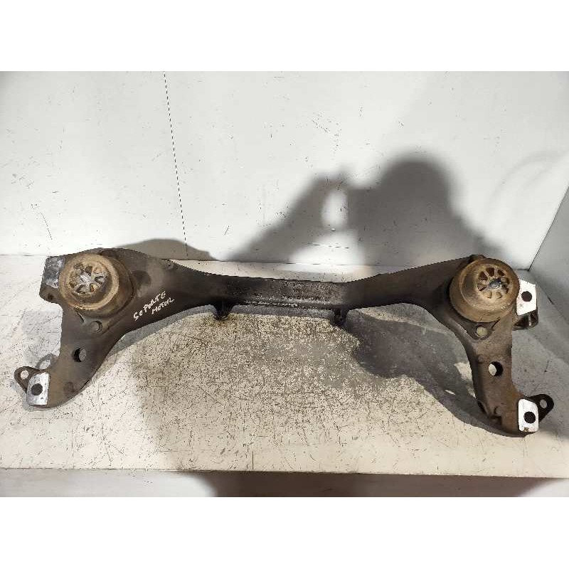 Recambio de soporte motor para porsche cayenne (typ 9pa) básico referencia OEM IAM 7L0199207A  