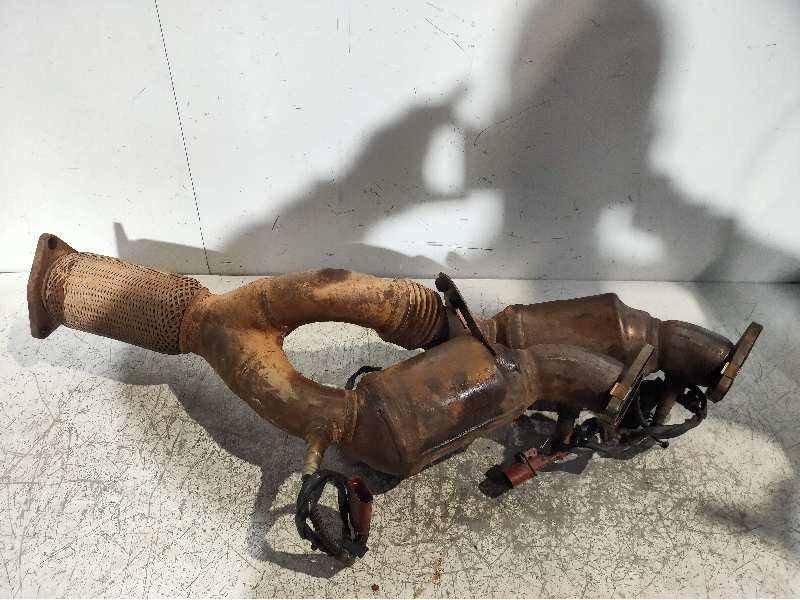 Recambio de catalizador para porsche cayenne (typ 9pa) básico referencia OEM IAM 7L0131690  