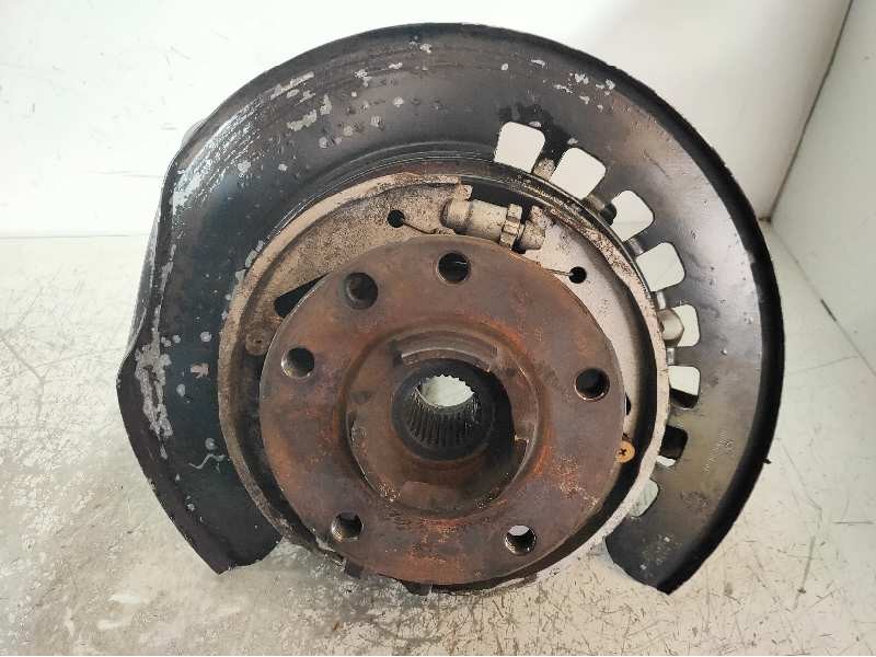 Recambio de mangueta trasera derecha para porsche cayenne (typ 9pa) básico referencia OEM IAM 7L0505736B  