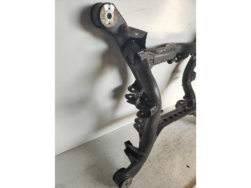 Recambio de puente trasero para porsche cayenne (typ 9pa) básico referencia OEM IAM 7L0599303B  