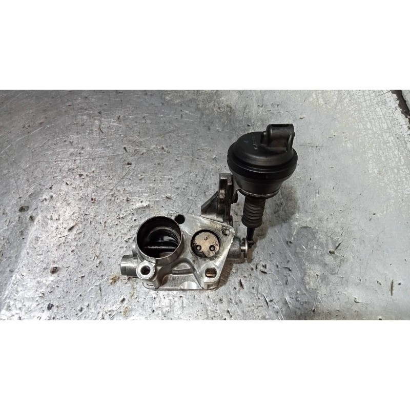 Recambio de valvula egr para mercedes clase e (w212) lim. e 300 cdi blueefficiency (212.025) referencia OEM IAM A6421401263  