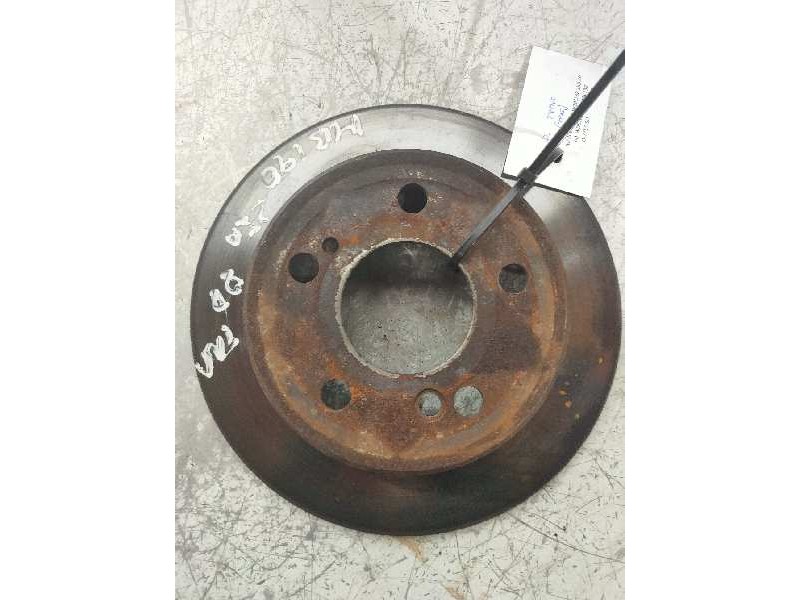 Recambio de disco freno trasero para mercedes clase c (w201) berlina 2.5 d 190 (201.126) referencia OEM IAM   