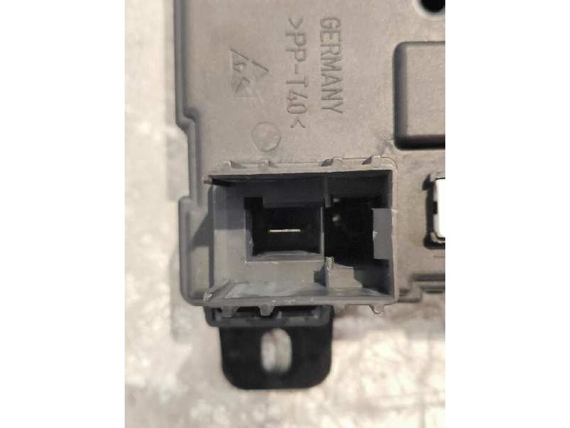 Recambio de caja reles / fusibles para bmw serie 4 gran coupe (f36) 2.0 16v turbodiesel referencia OEM IAM A2C3045012300 6135681