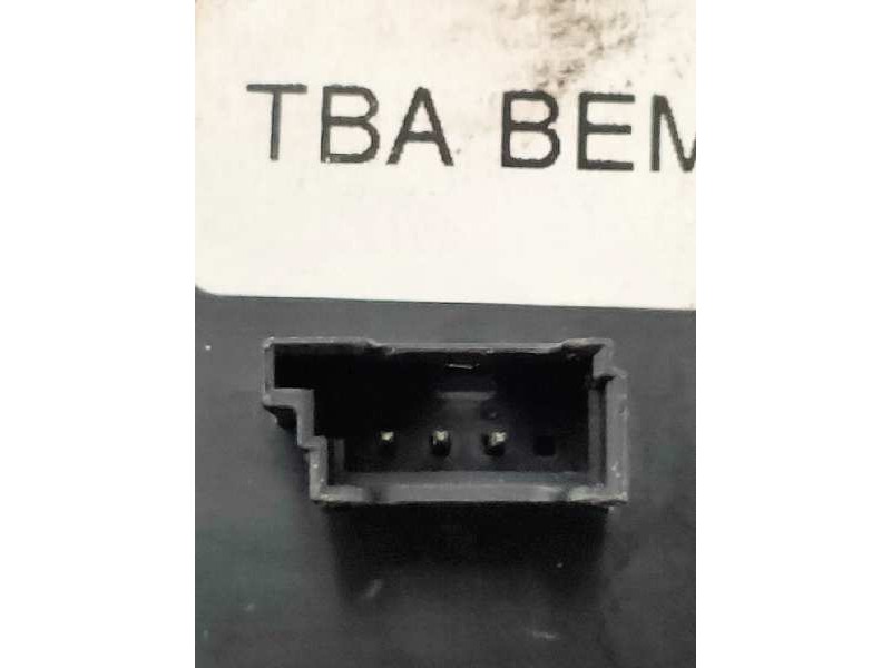 Recambio de mando luces para bmw serie 4 gran coupe (f36) 2.0 16v turbodiesel referencia OEM IAM 939394702 549648907 TBABEM026