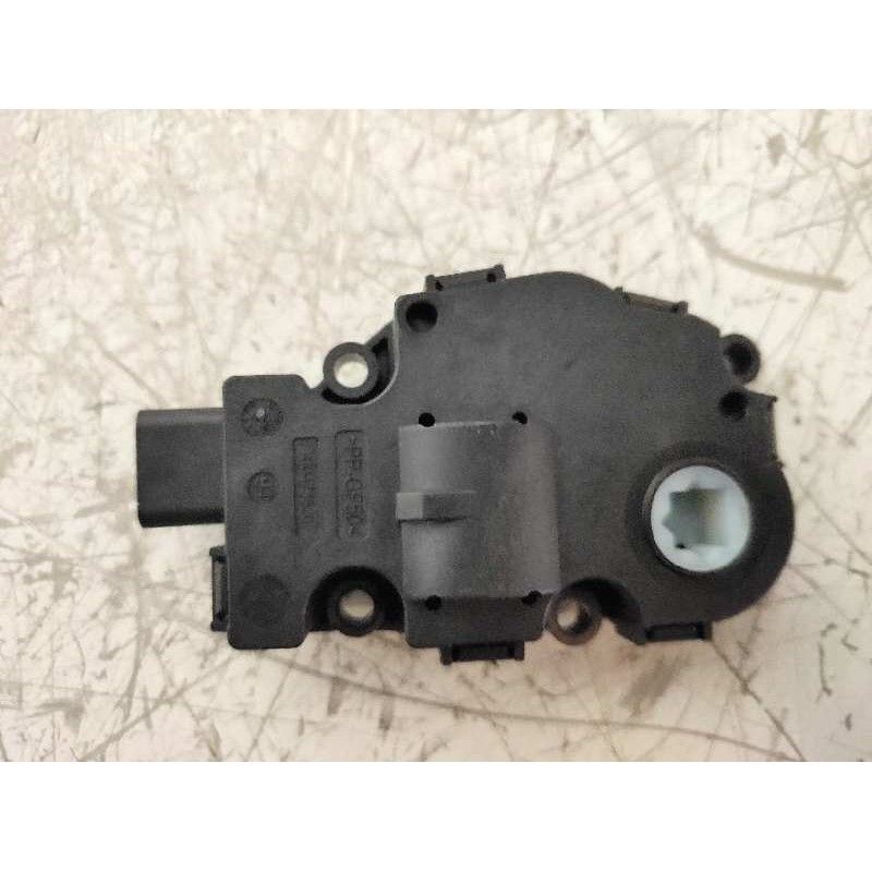 Recambio de motor apertura trampillas climatizador para bmw serie 4 gran coupe (f36) 2.0 16v turbodiesel referencia OEM IAM 4126