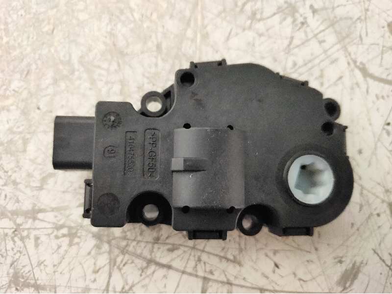 Recambio de motor apertura trampillas climatizador para bmw serie 4 gran coupe (f36) 2.0 16v turbodiesel referencia OEM IAM 4126