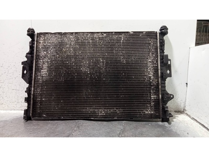 Recambio de radiador agua para volvo v60 kombi kinetic referencia OEM IAM 31261104  