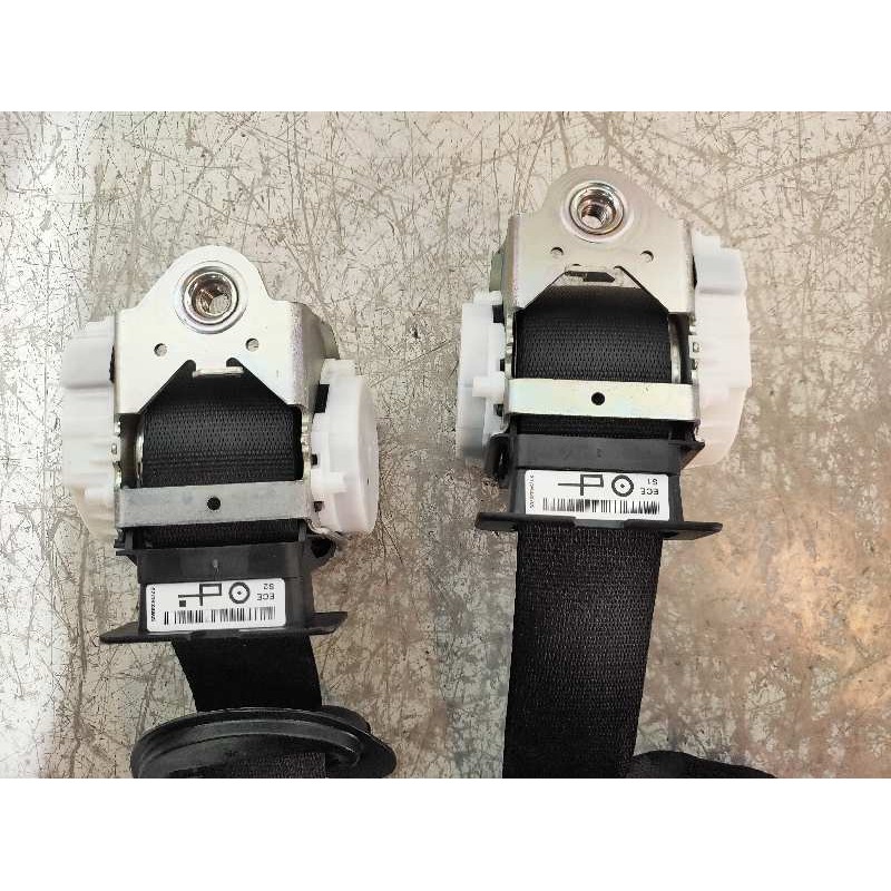 Recambio de juego cinturones delantero para bmw serie 4 gran coupe (f36) 2.0 16v turbodiesel referencia OEM IAM   