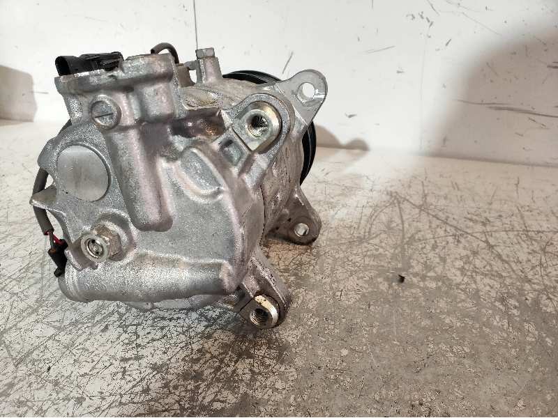 Recambio de compresor aire acondicionado para bmw serie 4 gran coupe (f36) 2.0 16v turbodiesel referencia OEM IAM 22527010 64529