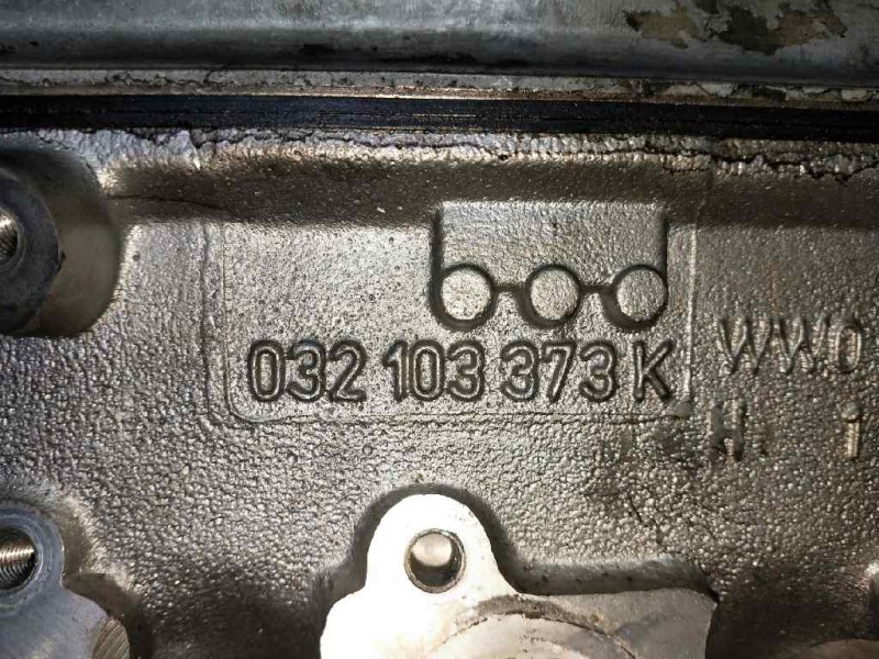 Recambio de culata para volkswagen vento (1h2) cl referencia OEM IAM AEE 032103373K 