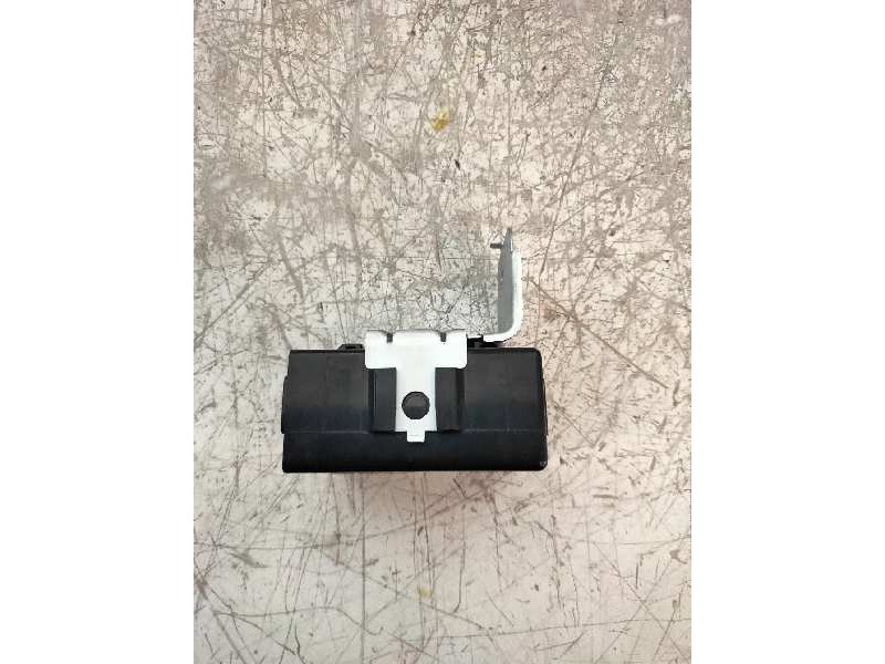 Recambio de modulo electronico para kia stonic (ybcuv) concept referencia OEM IAM 95210H8000 4D68K11000 