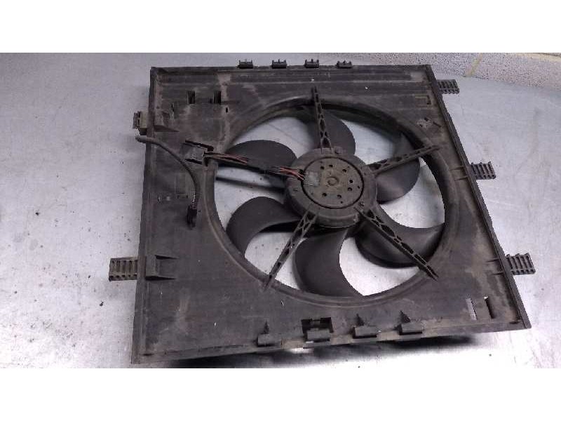 Recambio de electroventilador para mercedes vito (w638) caja cerrada referencia OEM IAM   