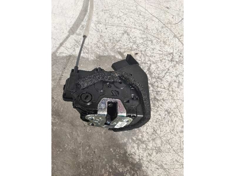 Recambio de motor cierre centralizado trasero derecho para kia stonic (ybcuv) concept referencia OEM IAM 81420H8010IF0  