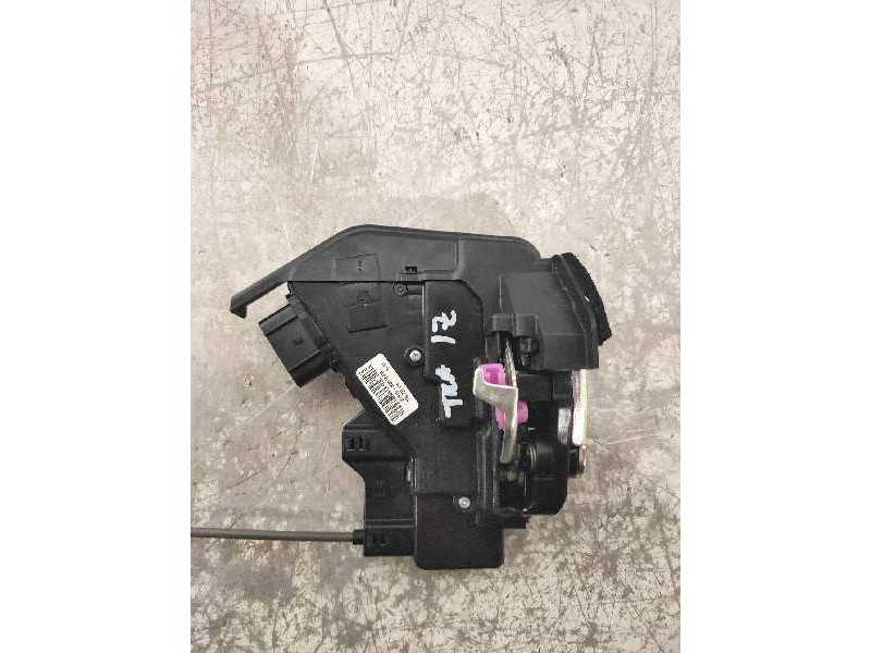 Recambio de motor cierre centralizado trasero izquierdo para kia stonic (ybcuv) concept referencia OEM IAM 81410H8010IF0  