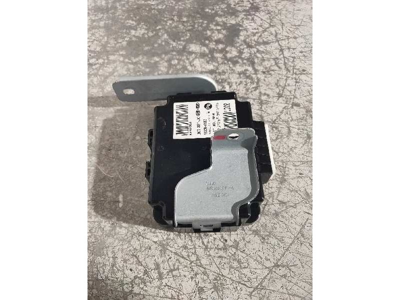 Recambio de modulo electronico para kia stonic (ybcuv) concept referencia OEM IAM 95300H3000  