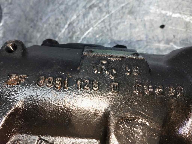 Recambio de caja direccion para bmw serie 5 berlina (e34) referencia OEM IAM 1139731 8051955126 ASISTIDA