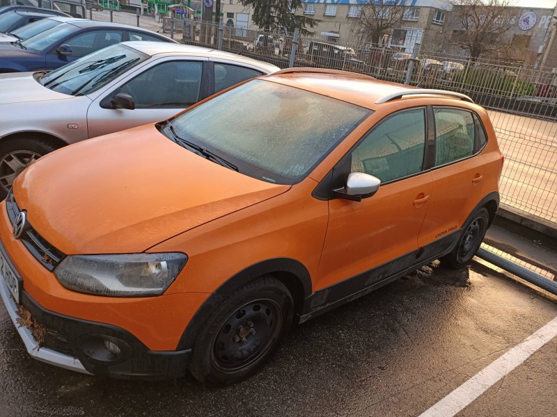 volkswagen polo (6r1) del año 2011