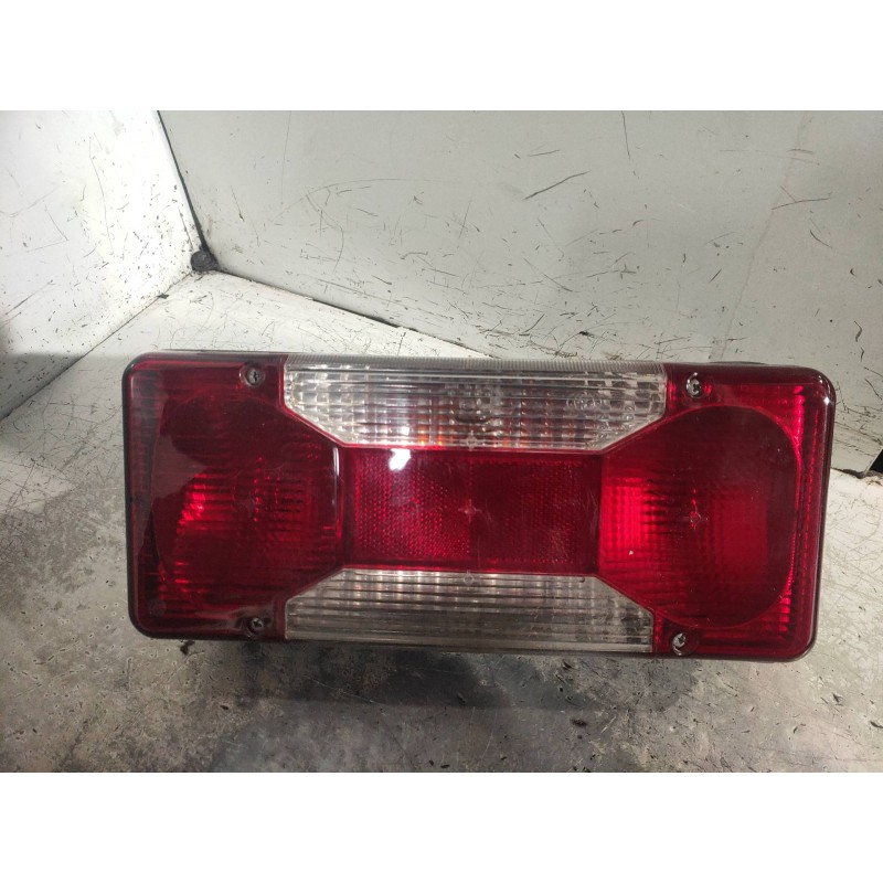 Recambio de piloto trasero derecho para iveco daily caja cerrada (2006 =>) caja cerrada 50c... batalla 3000 referencia OEM IAM  