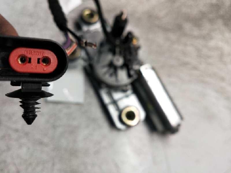 Recambio de motor limpia trasero para ford mondeo berlina (gd) clx referencia OEM IAM 0390201555  