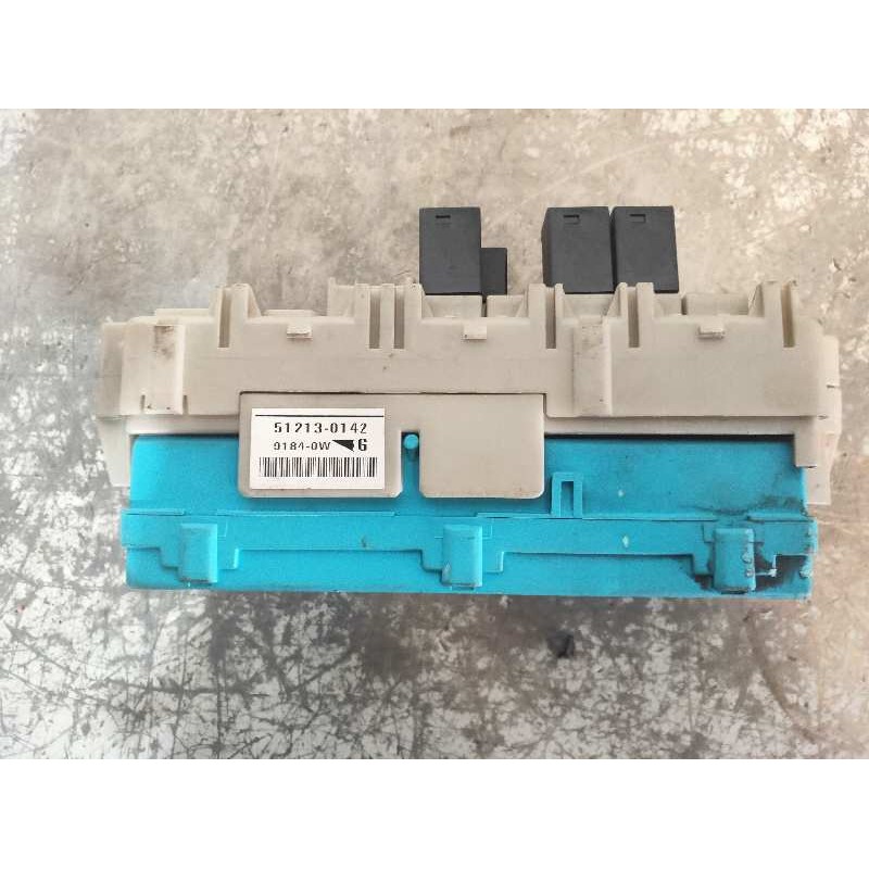 Recambio de caja reles / fusibles para mitsubishi grandis (na0w) 2.0 di-d inform referencia OEM IAM 512130142 91840W MR587655 