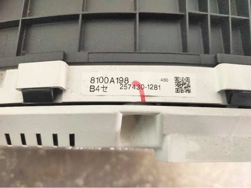 Recambio de cuadro instrumentos para mitsubishi grandis (na0w) 2.0 di-d inform referencia OEM IAM 8100A198 2574301281 DENSO