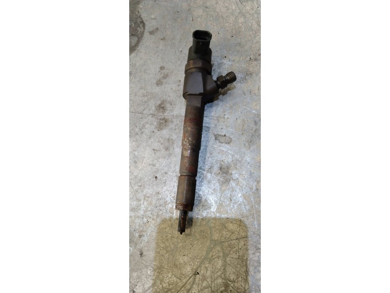 Recambio de inyector para opel insignia berlina cosmo referencia OEM IAM 0445110327  