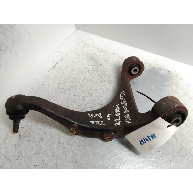 Recambio de brazo suspension superior trasero izquierdo para kia sorento 2.2 crdi cat referencia OEM IAM   