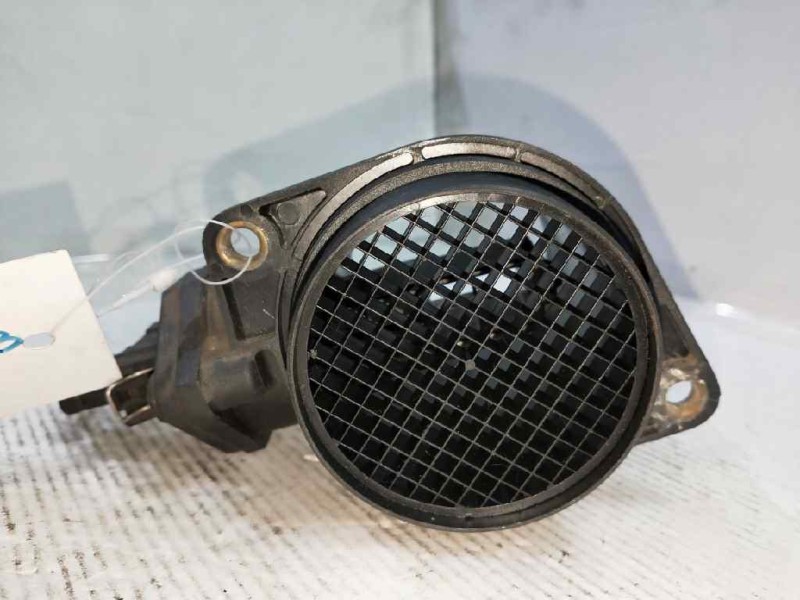 Recambio de caudalimetro para volkswagen golf iii berlina (1h1) 1.6 referencia OEM IAM 0280217103 037906461A BOSCH