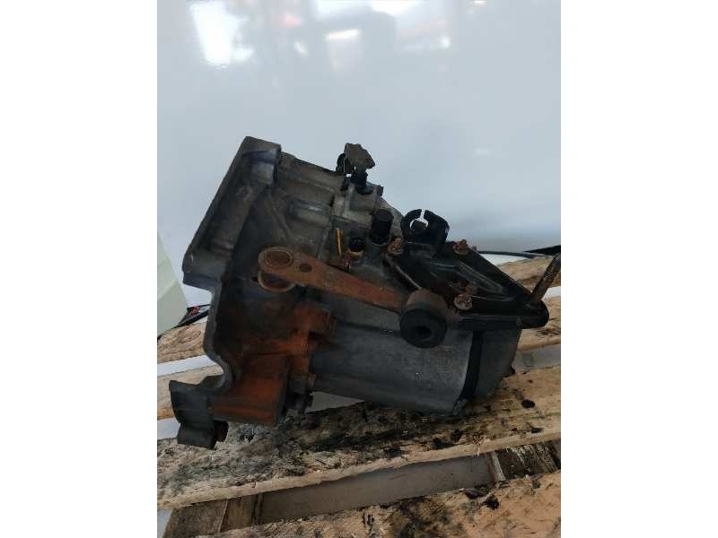 Recambio de caja cambios para citroen saxo 1.1 x referencia OEM IAM 20CC17 0030546 