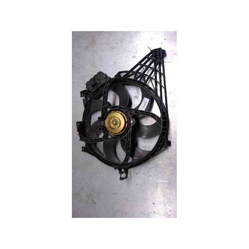 Recambio de electroventilador para nissan primera trav. (p12) 1.9 16v turbodiesel cat referencia OEM IAM 5000353 ETP10350 GATE Recambio de electroventilador para nissan primera trav. (p12) 1.9 16v turbodiesel cat referencia OEM IAM 5000353 ETP10350 GATE