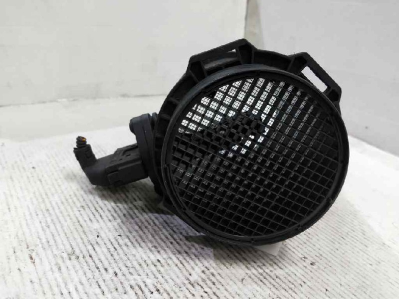 Recambio de caudalimetro para bmw serie 7 (e65/e66) 3.6 v8 32v cat referencia OEM IAM 0280218077 7501554 BOSCH