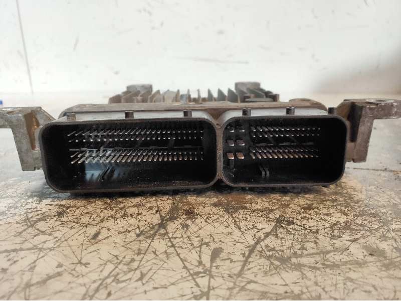 Recambio de centralita motor uce para mercedes sprinterii caja cerrada (desde 01.06) 210/213/216 cdi (906.611/613) referencia OE