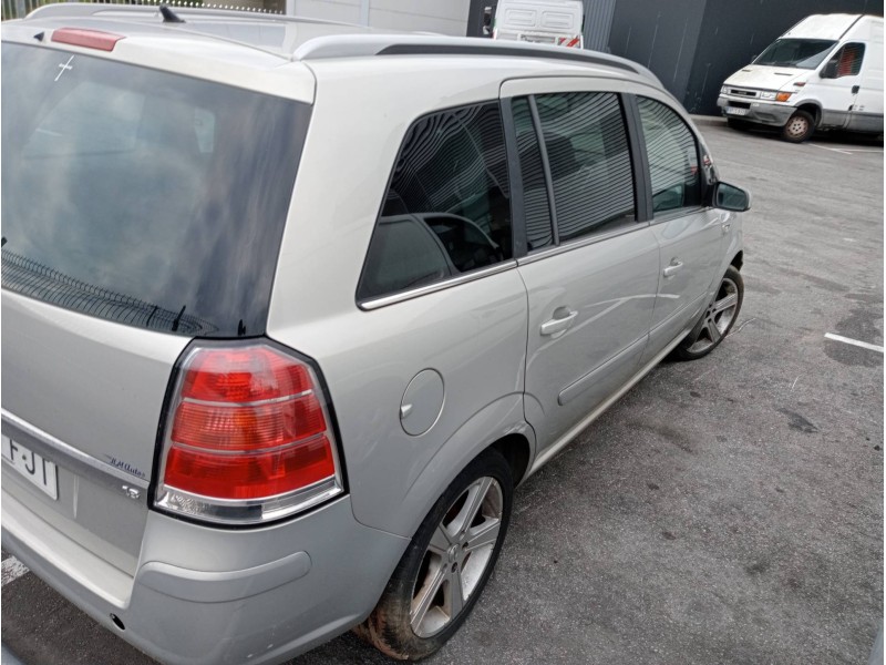 opel zafira b del año 2006