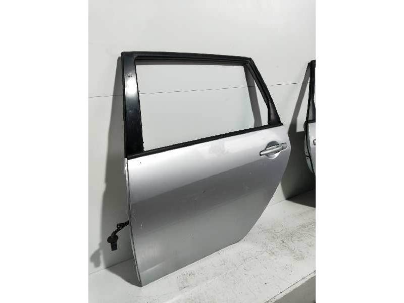 Recambio de puerta trasera izquierda para mitsubishi grandis (na0w) 2.0 di-d inform referencia OEM IAM   