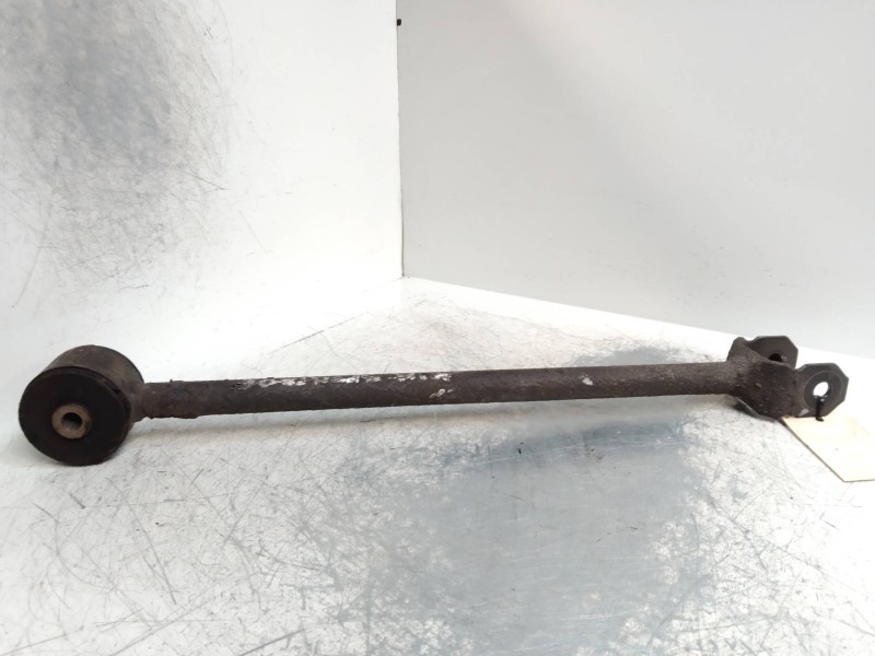 Recambio de tirante trasero derecho para kia sportage 2.0 turbodiesel cat referencia OEM IAM   