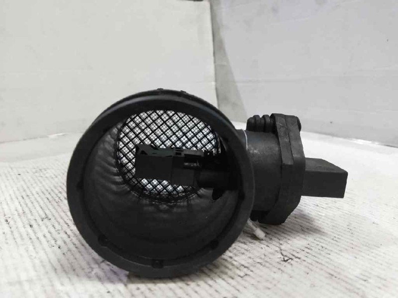 Recambio de caudalimetro para audi a8 (d2) 3.3 v8 32v tdi biturbo cat (akf) referencia OEM IAM 0281002435 057906461C BOSCH