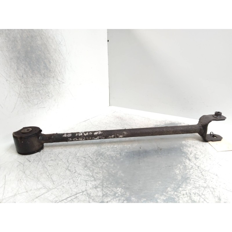 Recambio de tirante trasero derecho para kia sportage 2.0 turbodiesel cat referencia OEM IAM   