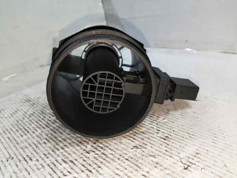 Recambio de caudalimetro para bmw serie 1 berlina (e81/e87) 2.0 turbodiesel cat referencia OEM IAM 0281002567 7788743 BOSCH