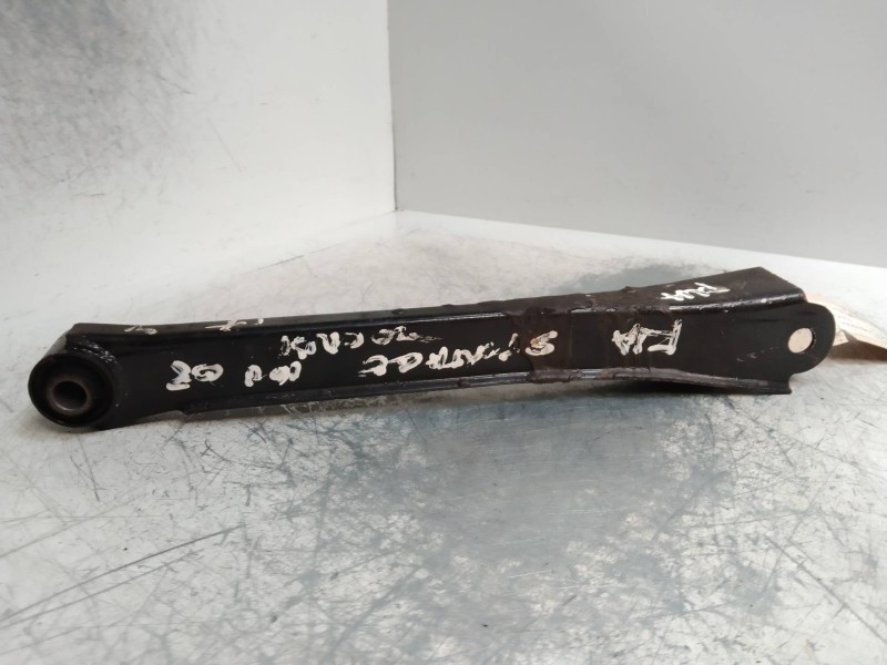 Recambio de tirante trasero izquierdo para kia sportage 2.0 turbodiesel cat referencia OEM IAM   