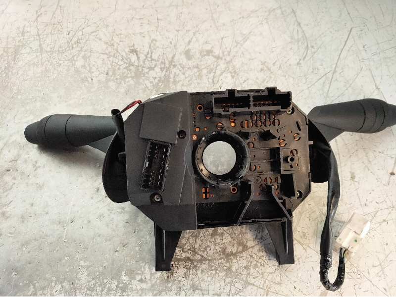 Recambio de mando luces para lancia thesis (115) 3.0 v6 24v cae emblema referencia OEM IAM 735372442  