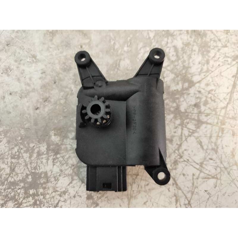 Recambio de motor apertura trampillas climatizador para lancia thesis (115) 3.0 v6 24v cae emblema referencia OEM IAM 0132801316