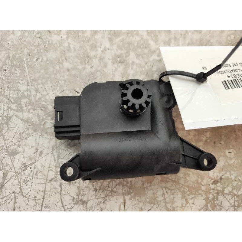 Recambio de motor apertura trampillas climatizador para lancia thesis (115) 3.0 v6 24v cae emblema referencia OEM IAM 0132801316